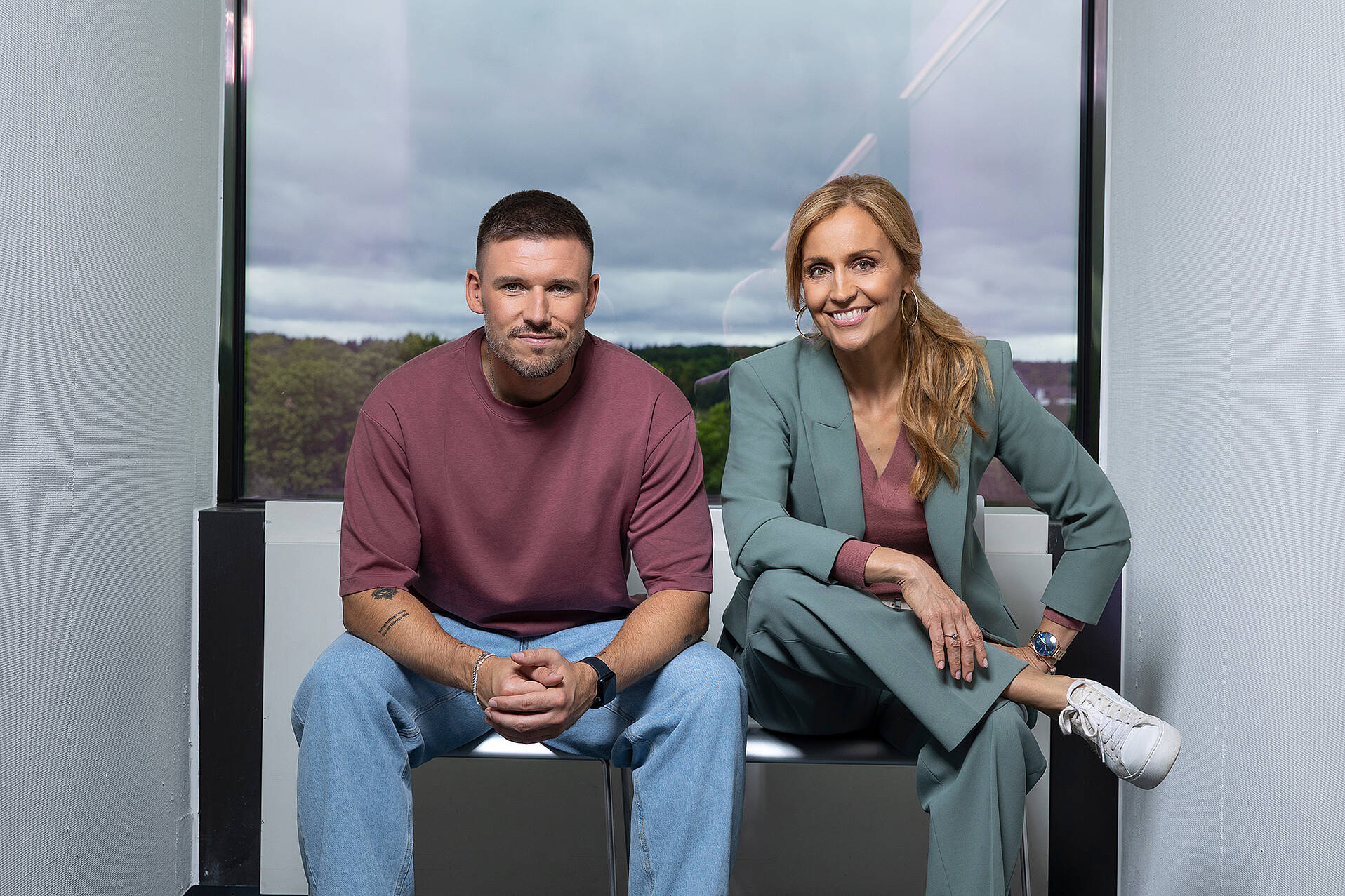 Marvin Fischer und Sandra Maria Gronewald (© ZDF/Jana Kay)